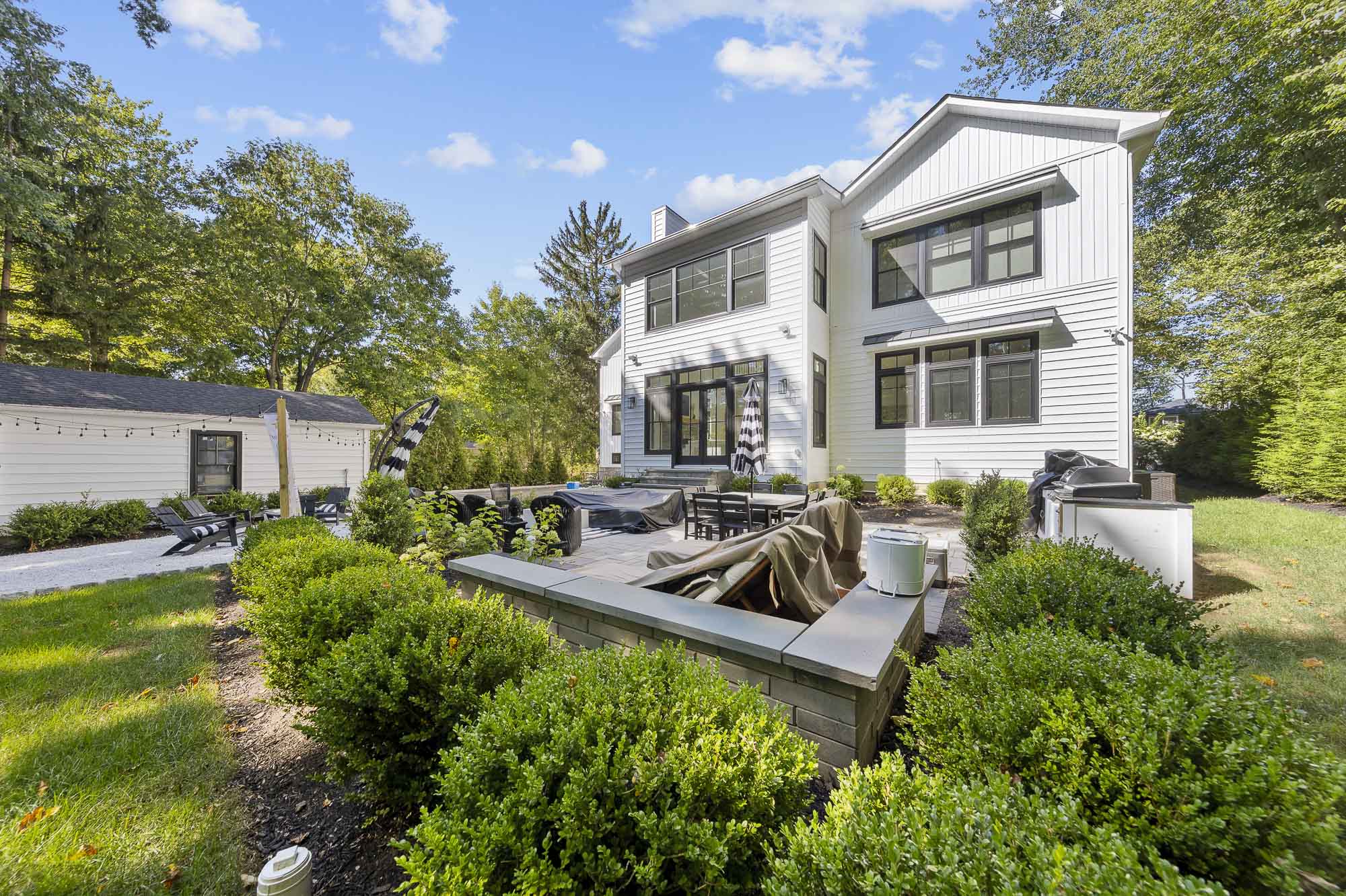 Outdoor green patio