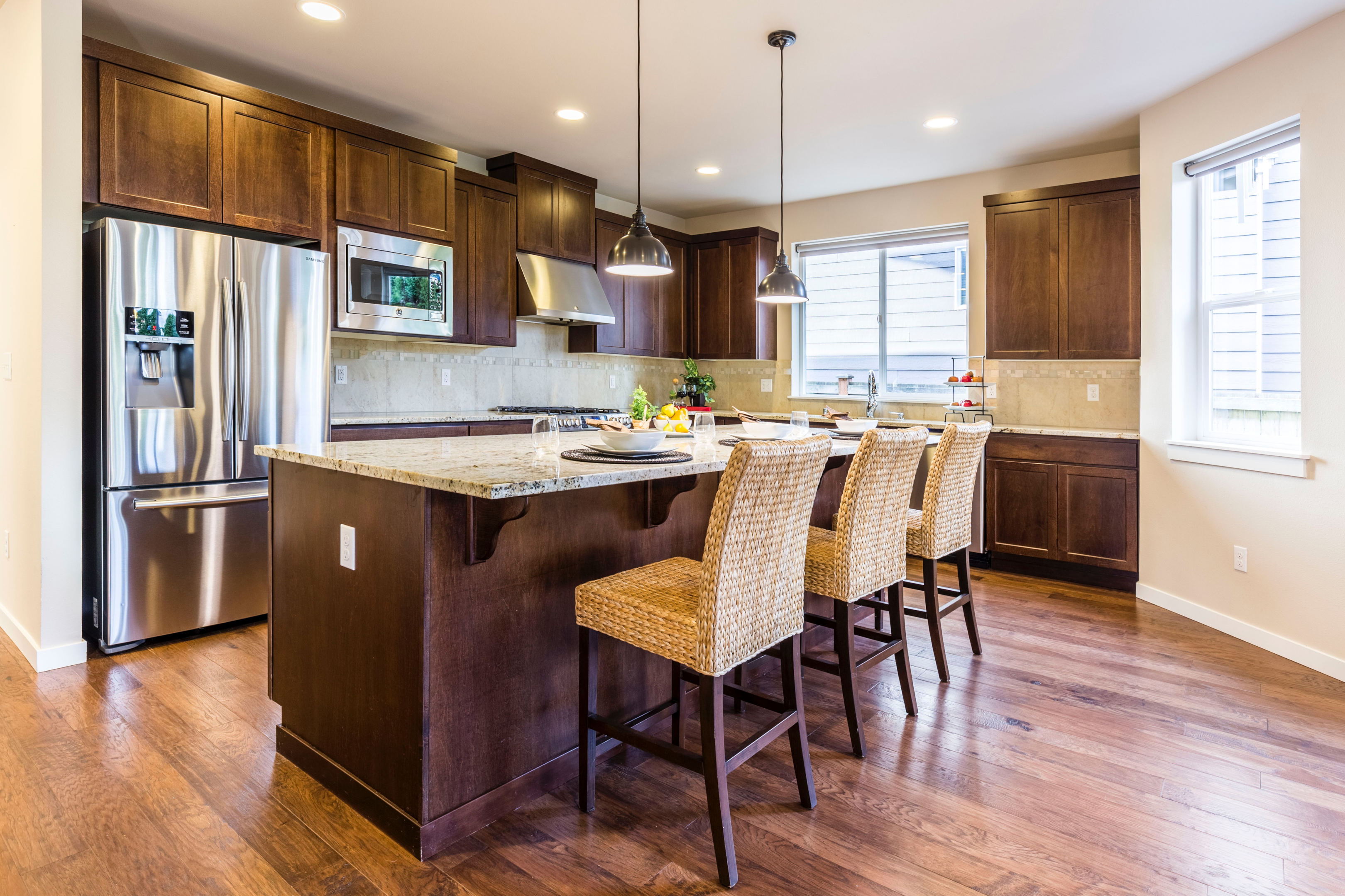 Kitchen Trends in 2024: Trendy Kitchen Layouts