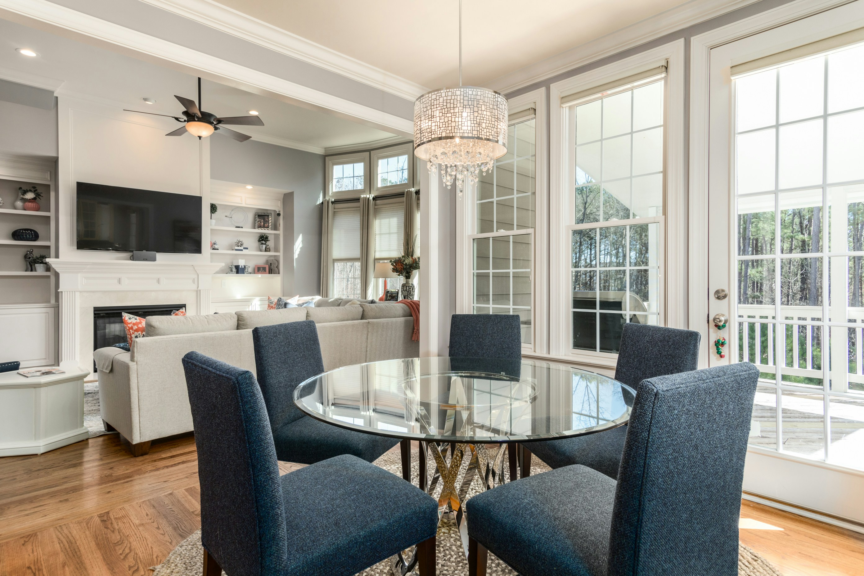 Small dining nook