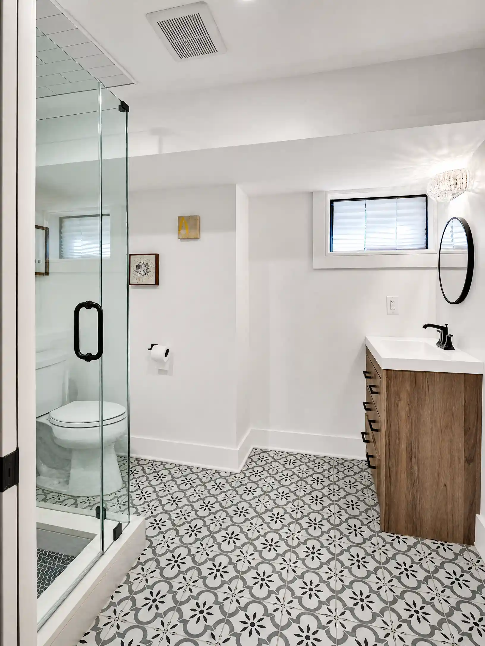 Bathroom vanity