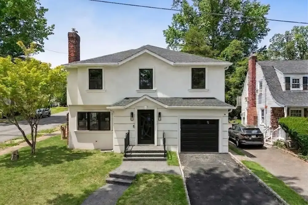 teaneck colonial three